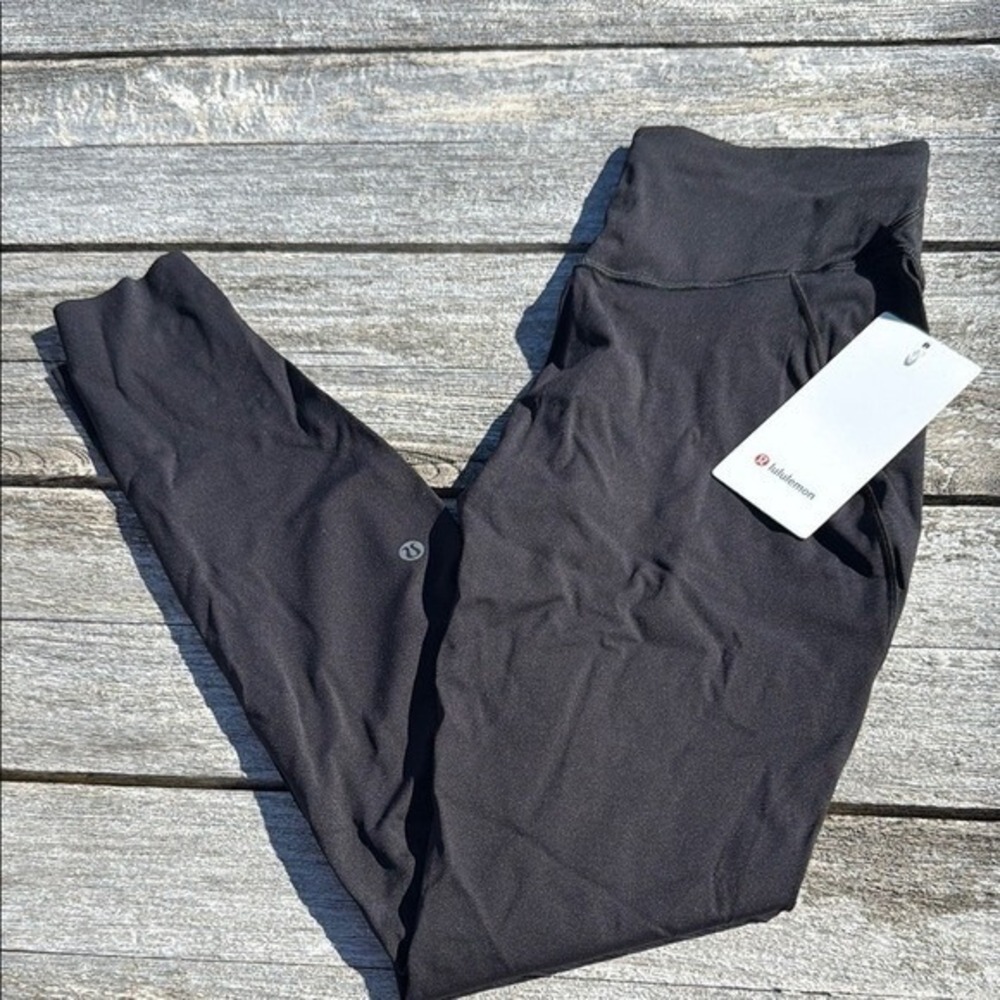 Lululemon Base Pace High-Rise Tight 28" Black size 10 NWT LEGGINGS